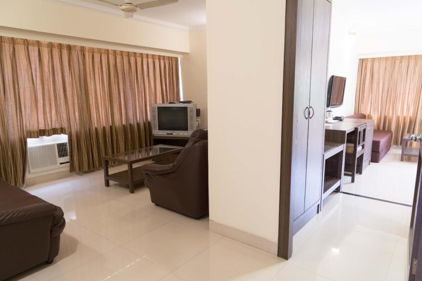 Hotel Aroma Executive Panaji -Stay In The Heart Of The City ภายนอก รูปภาพ